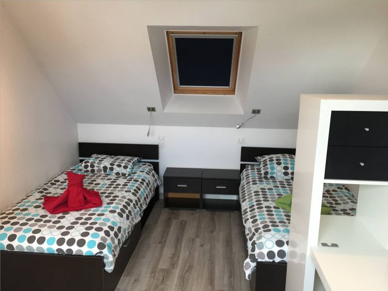 14 - Chambre 2 lits.JPG